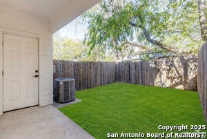 Building Photo - 811 Nevada St