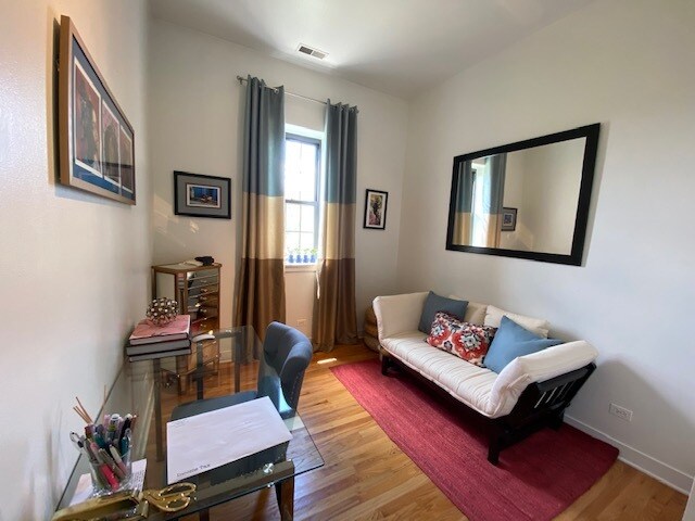 Building Photo - 2120 W Washington Blvd