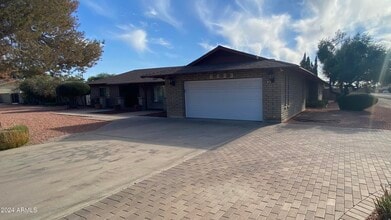 Building Photo - 6823 W Union Hills Dr