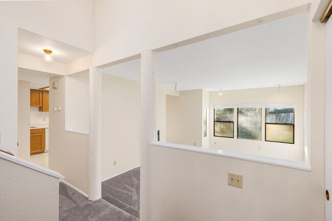 Building Photo - 17633 NE 88th Pl