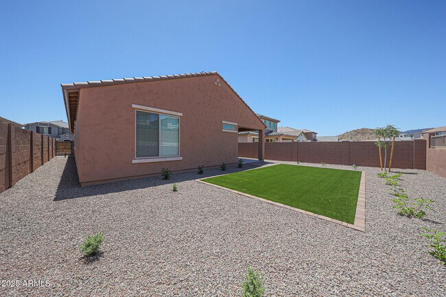 Building Photo - 7168 W Hedge Hog Pl