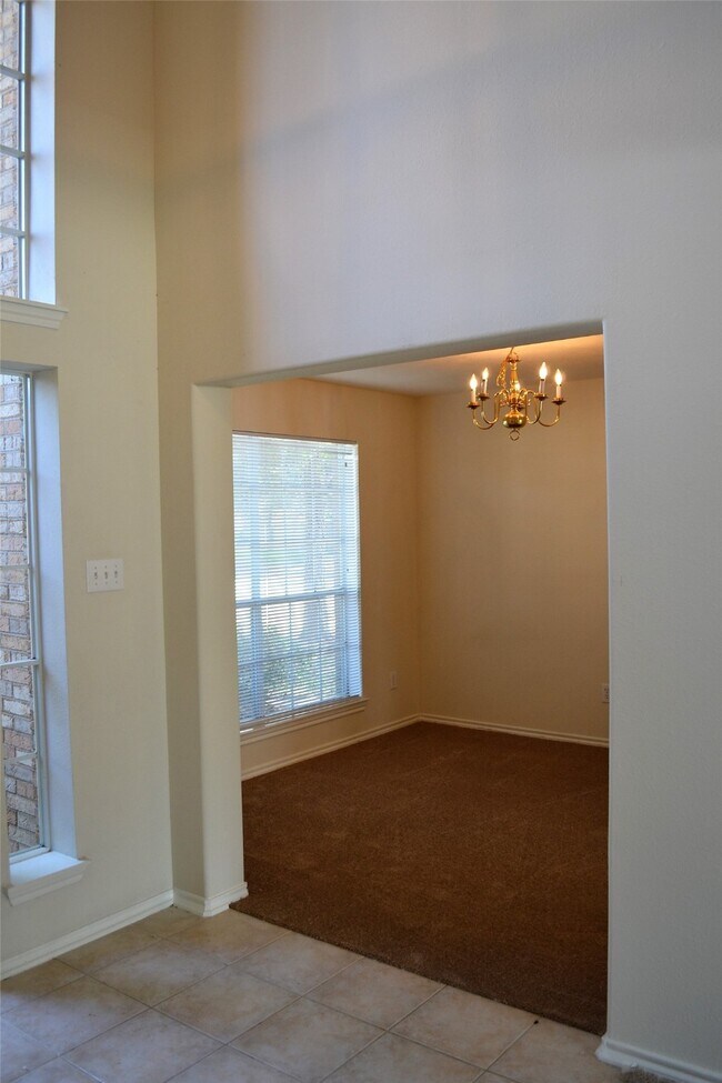 Building Photo - 3426 Auburn Hollow Ln