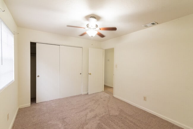 Building Photo - 3753 Maria Cir