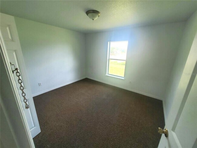 Building Photo - 6605 SW 129th Loop