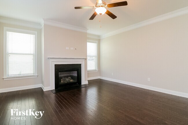 Building Photo - 5337 Chandler Oaks Ln