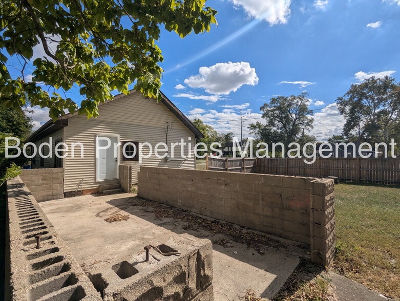 Building Photo - 1714 S Meridian St