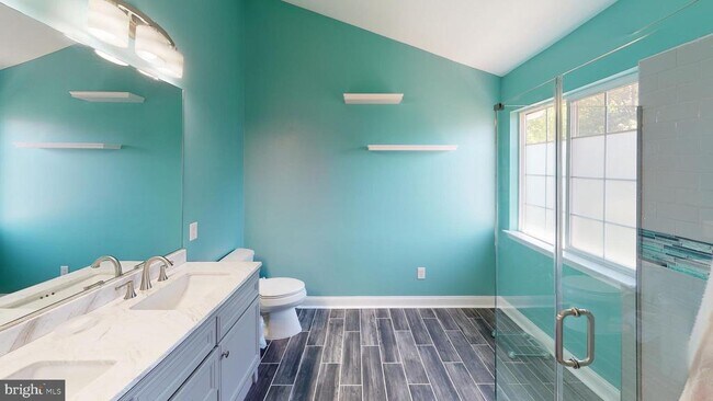 Building Photo - 719 Summertime Dr