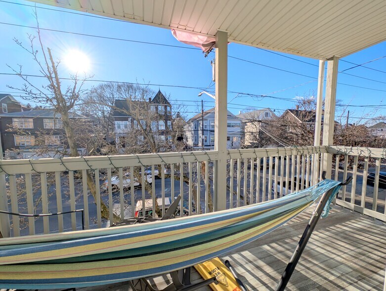 Building Photo - 300 Boston Ave