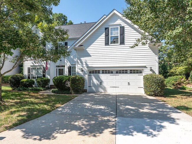 Building Photo - 6211 Rosebriar Ln