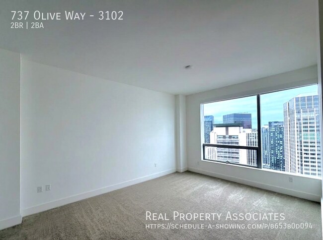 Building Photo - 737 Olive Wy