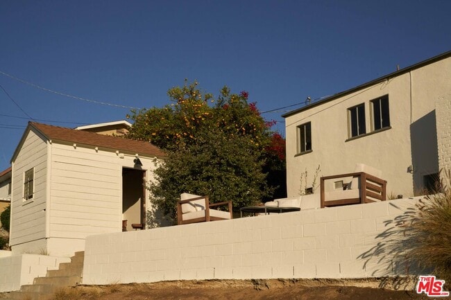 Building Photo - 4801 O Sullivan Dr