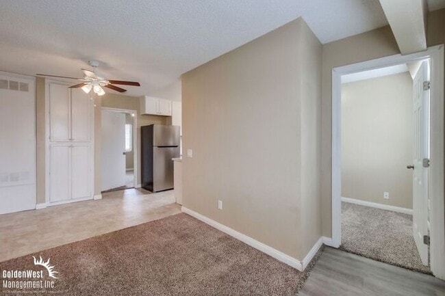 Building Photo - Charming 2Bdm 1Ba Apartment in the North P...