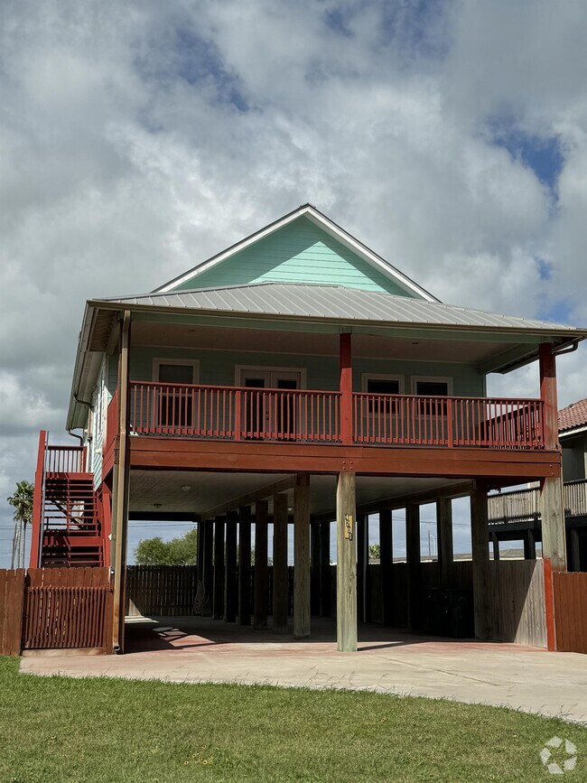 Building Photo - 4201 Gulfbreeze Blvd