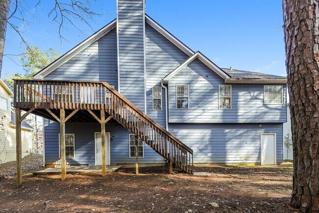 Building Photo - 2740 Owens Dr