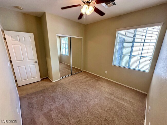 Building Photo - 8686 Bolton Ct