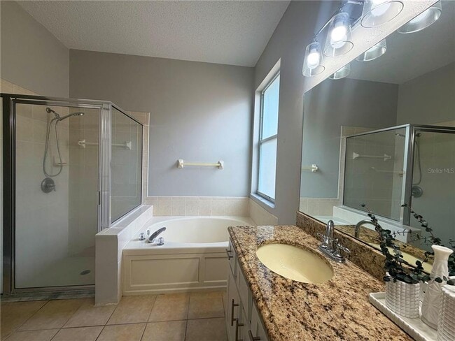 Building Photo - 10327 Goldenbrook Way