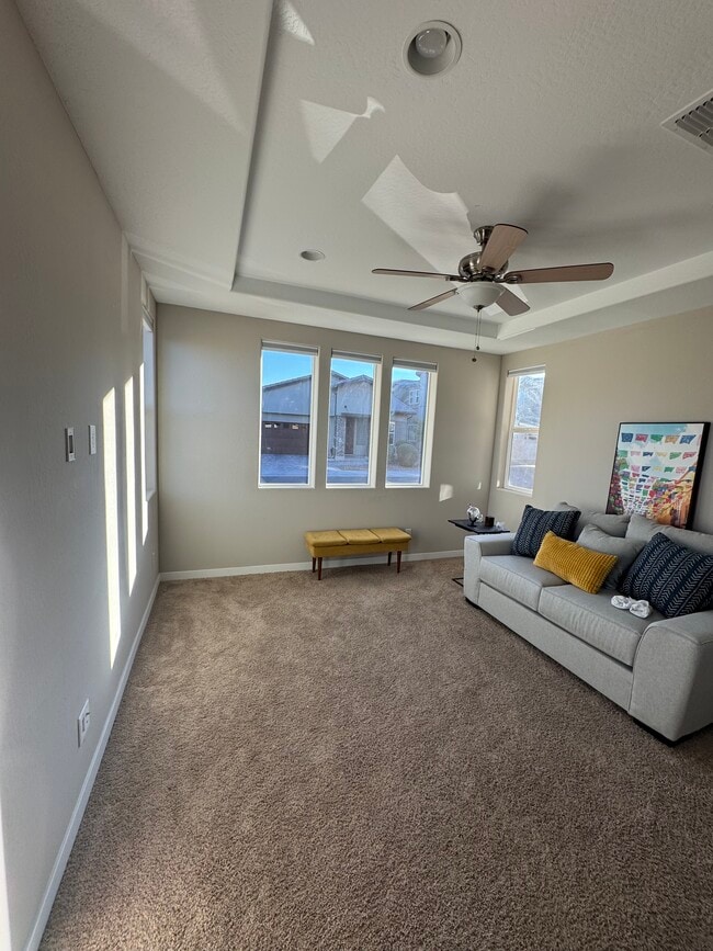 Building Photo - 1714 W Jeanine Dr