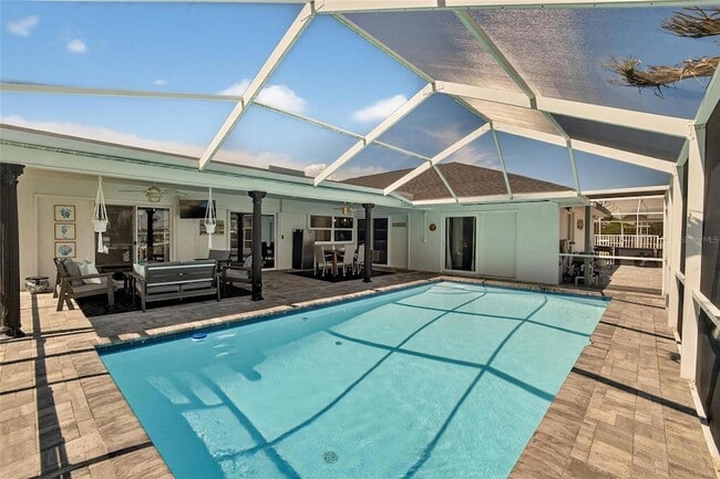 Building Photo - 6337 Cocoa Ln