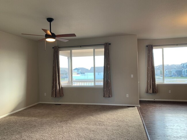 Building Photo - Beautiful 4 Bed/3 Bath West Greeley Home –...