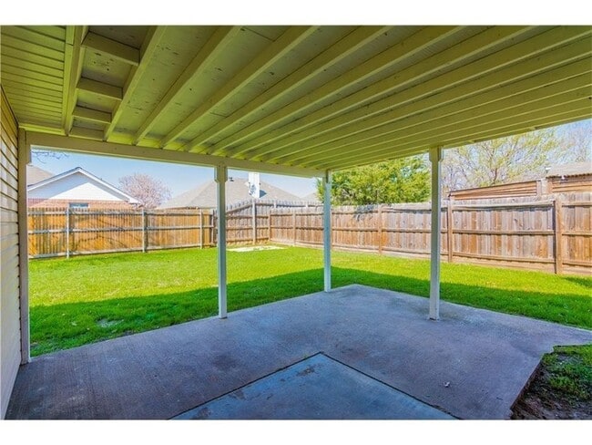 Building Photo - 1080 W Hills Terrace