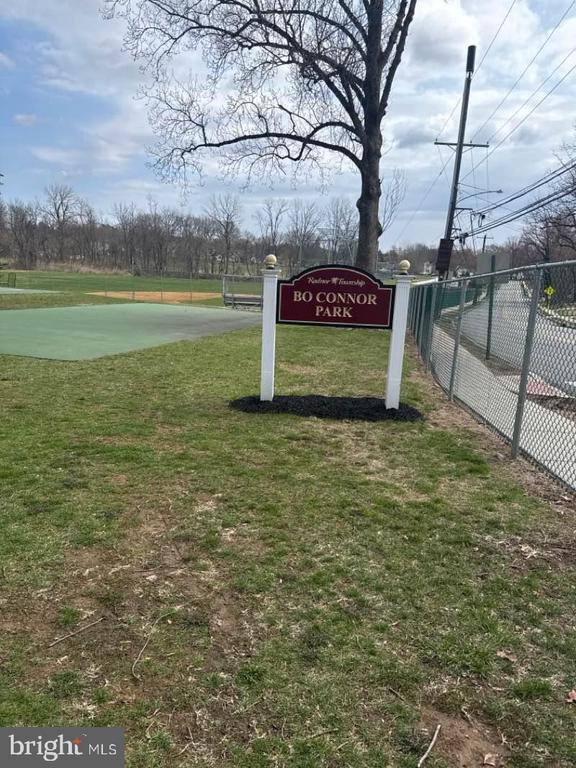 Building Photo - 120 Eaton Dr