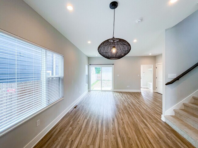 Building Photo - 20 Central Greens Blvd