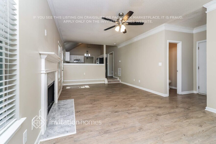 Building Photo - 5725 Crystal Springs Way