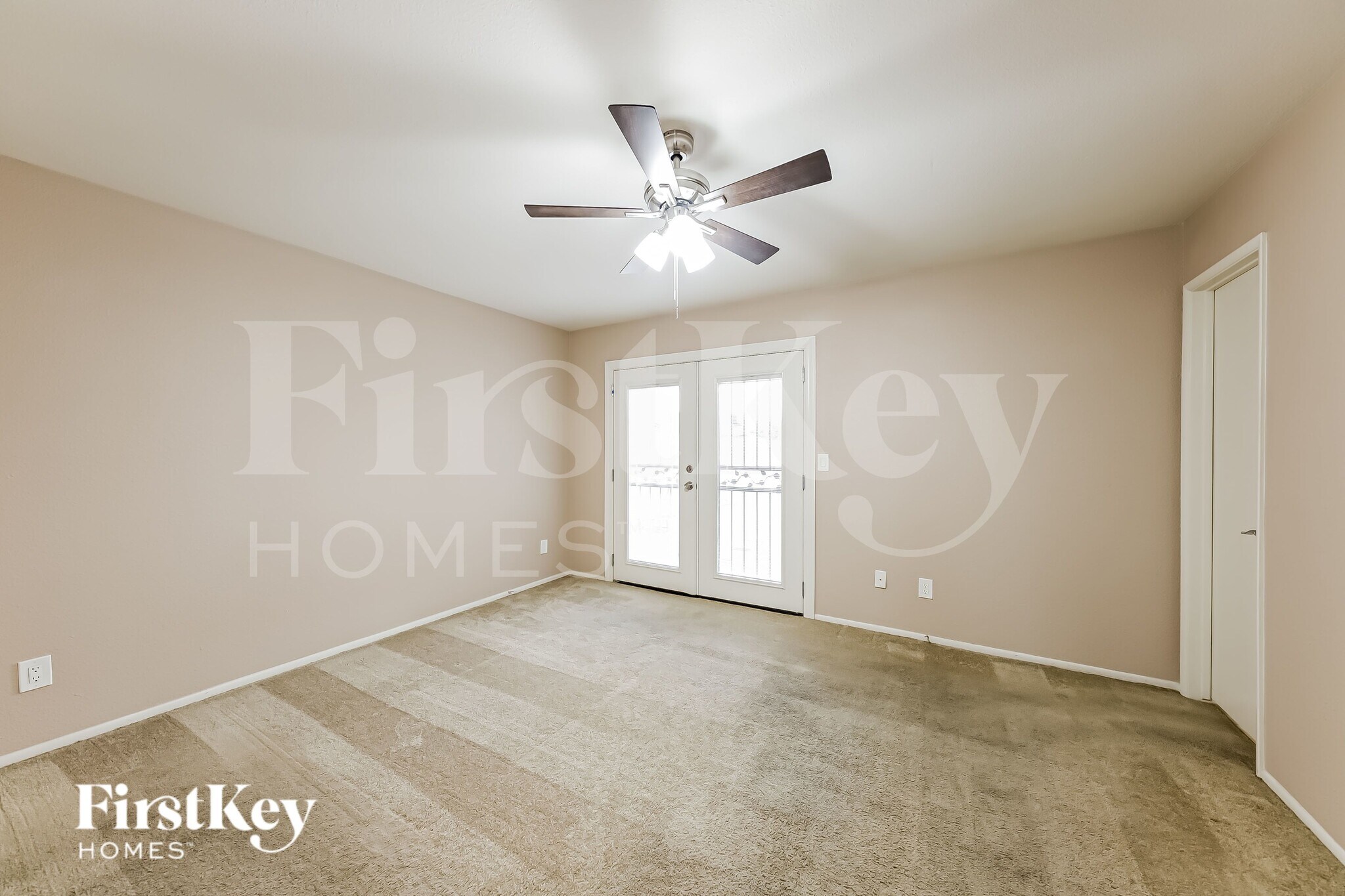 Building Photo - 2719 E Charleston Ave