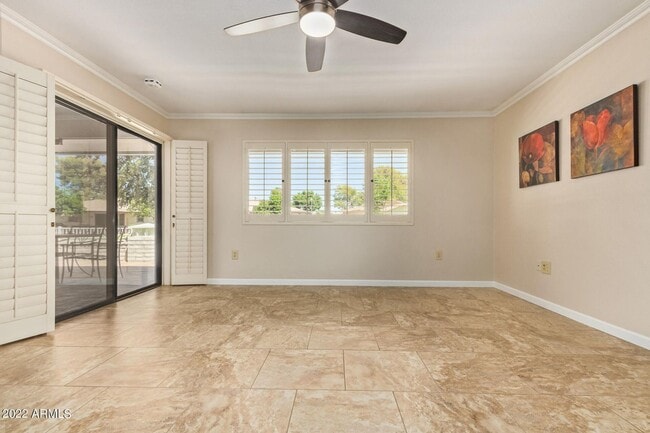 Building Photo - Your Oasis Awaits!