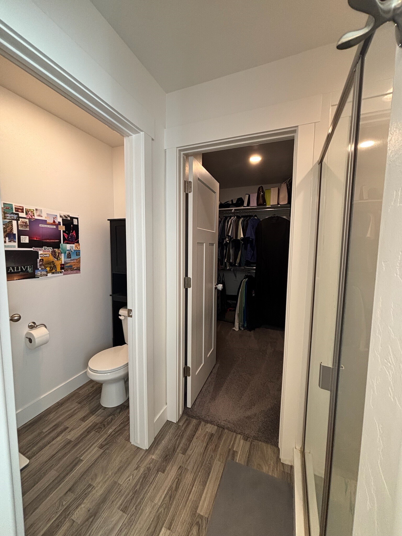 Master Bathroom - 421 E 280 N