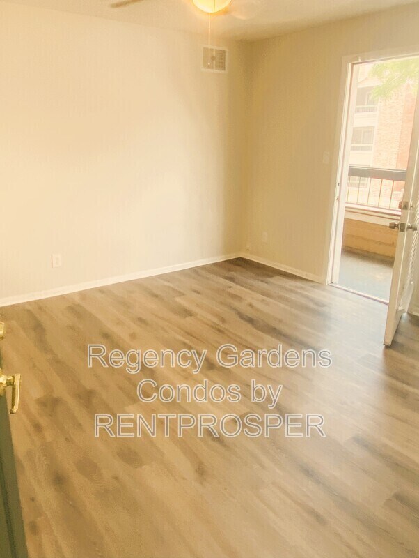Building Photo - 4225 Thornbriar Ln