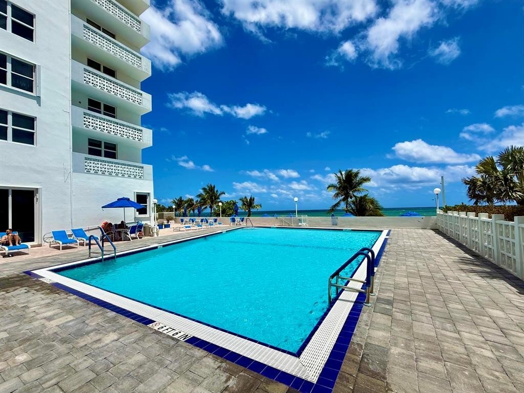 Building Photo - 4250 Galt Ocean Dr