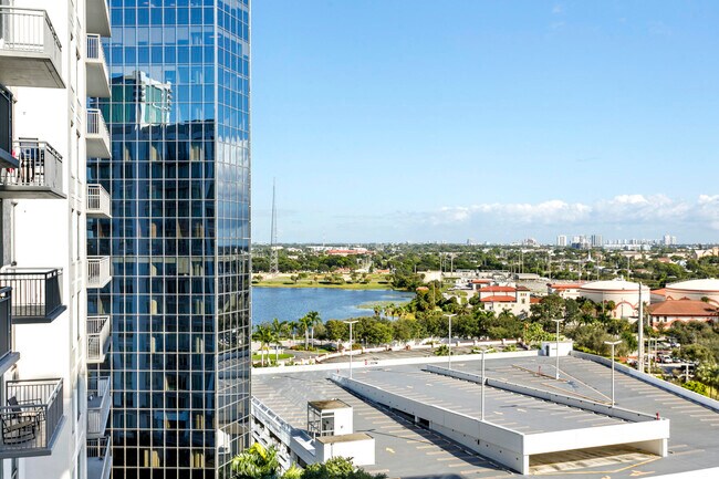 Building Photo - 300 S Australian Ave