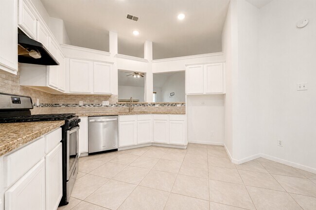 Building Photo - 2911 Killdeer Ln