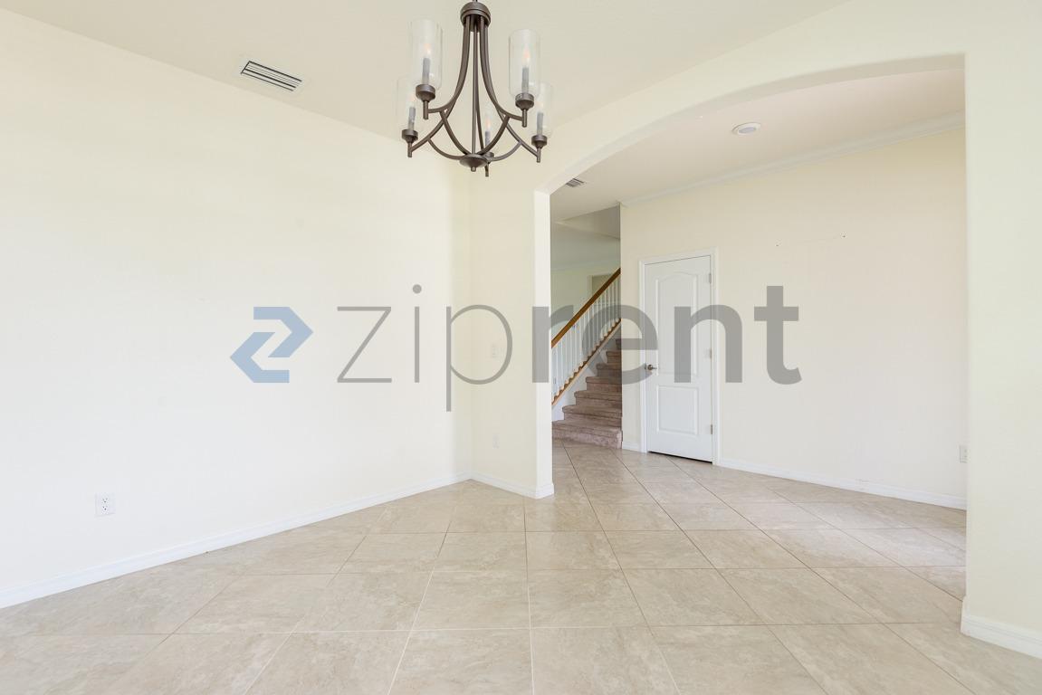 Building Photo - 17006 Blue Rdg Pl