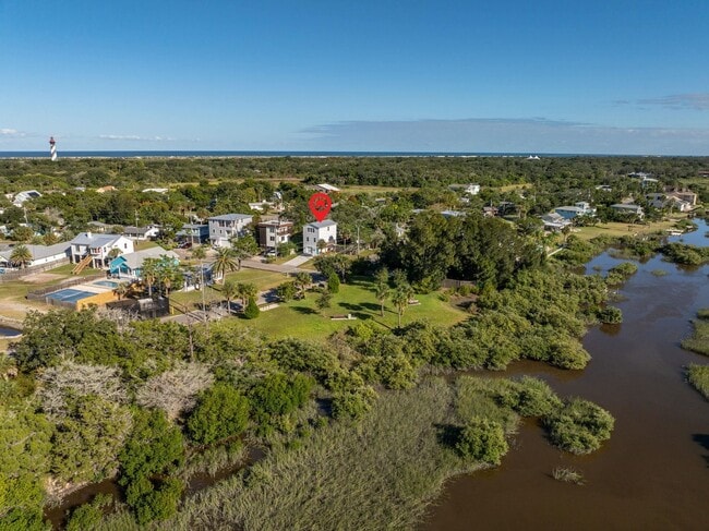 Building Photo - 524 Arricola Ave