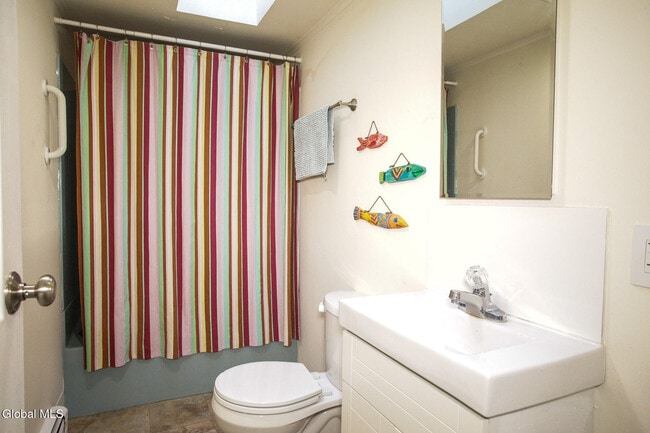 Building Photo - 10 Newark St