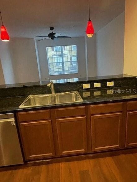 Building Photo - 655 Pensacola Ln