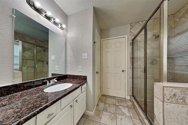 Building Photo - 18414 Arbormont Dr