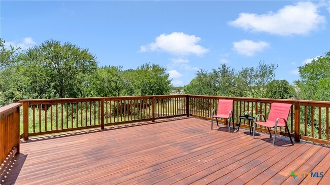 Building Photo - 105 Chesterfield Dr