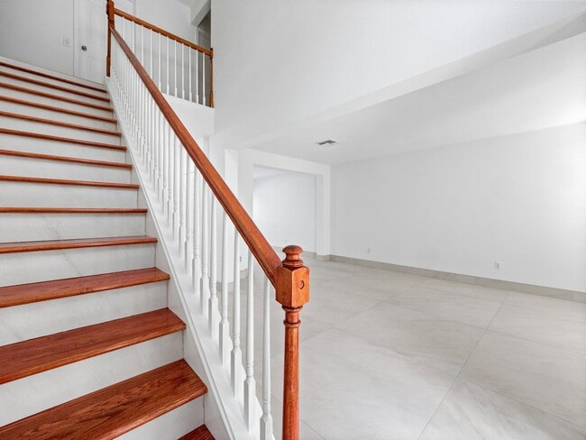 Building Photo - 6457 Winder Oaks Blvd