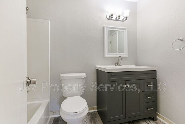 Building Photo - 2513 Margie St