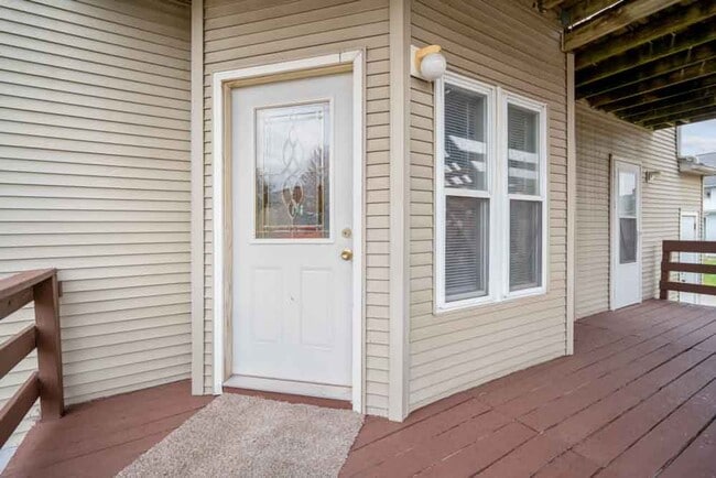 Building Photo - 2118 College St