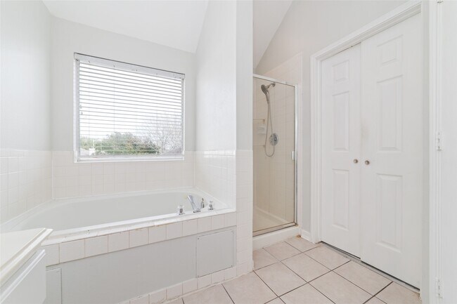 Building Photo - 22314 Laguna Trace Ct