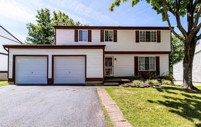 Building Photo - 9417 Mirror Pond Dr