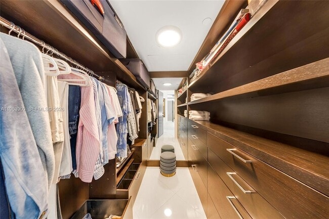 Building Photo - 2821 N Ocean Blvd