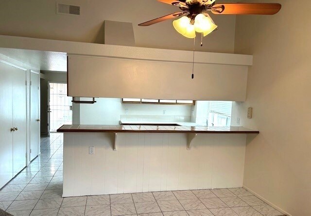 Building Photo - 233 Maple Ct