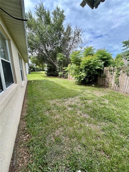 Building Photo - 63 Ivy Ln