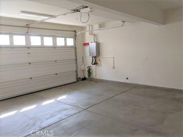 Building Photo - 15940 Ellington Wy