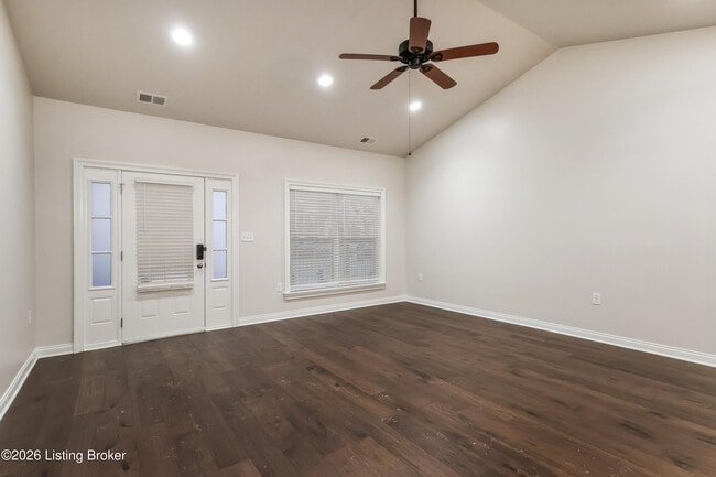 Building Photo - 569 Deep Creek Dr